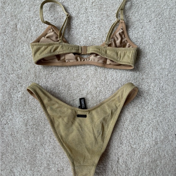 Triangl bikini - Picture 4 of 5